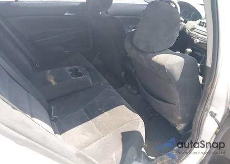 2010 Honda Accord 2.4 Lx-P z USA, uszkodzony, nr VIN 1HGCP2F4XAA107830